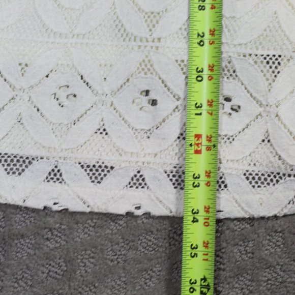 Everleigh Size M Cream Lace Flared Knee-length Dress - Picture 6 of 6